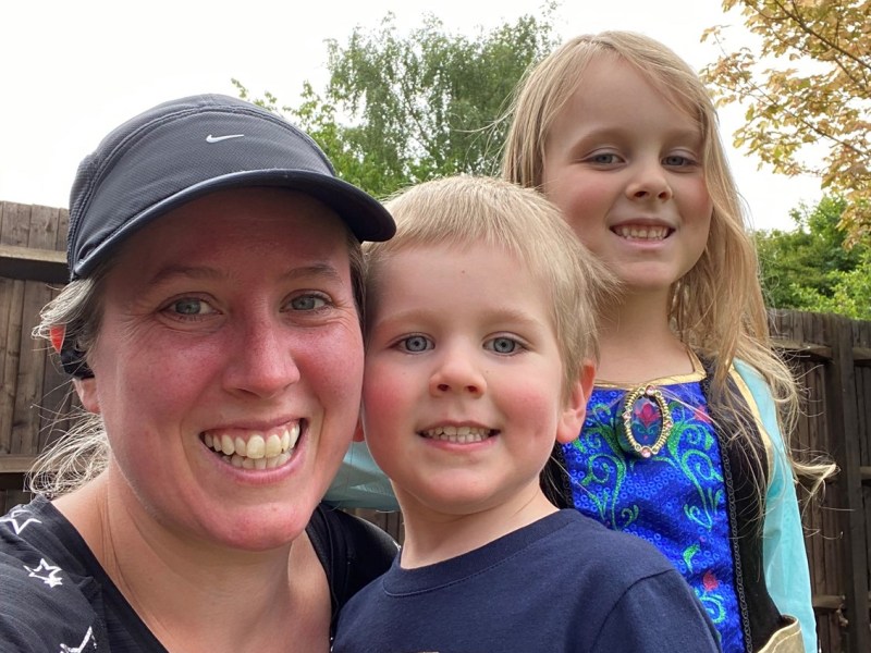 The great Orpington cake&nbsp;auction